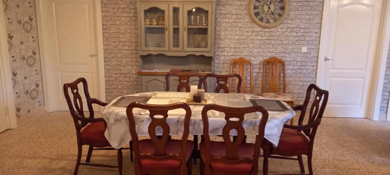 Вілла Butterflies Rest Draperstown Екстер'єр фото